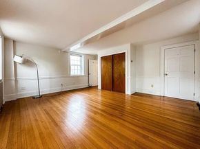 395 Essex, Salem MA 01970