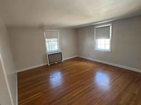 395 Essex, Salem MA 01970
