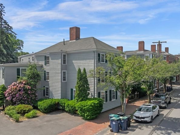 395 Essex, Salem MA 01970