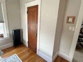 18 Ropes St 2R, Salem MA 01970