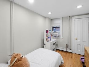 239 Commonwealth Ave 10, Boston MA 02116