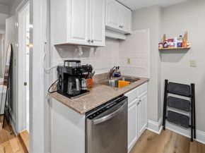 239 Commonwealth Ave 10, Boston MA 02116