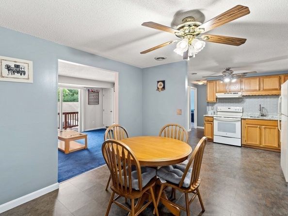 67 Randolph Dr 67, Tewksbury MA 01876