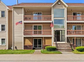 67 Randolph Dr 67, Tewksbury MA 01876