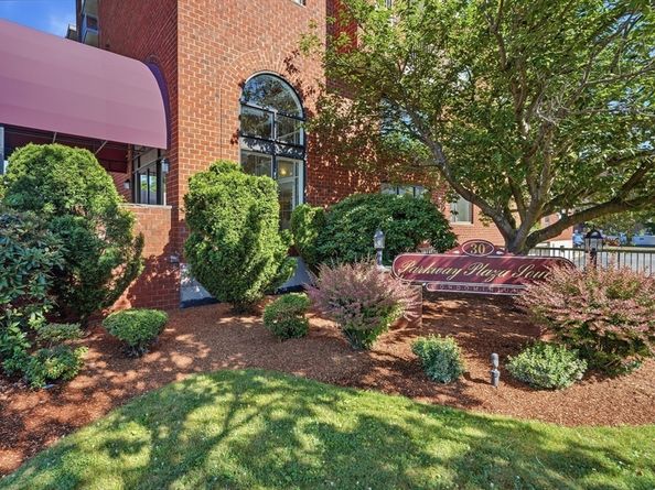 30 Revere Beach Pkwy 114, Medford MA 02155