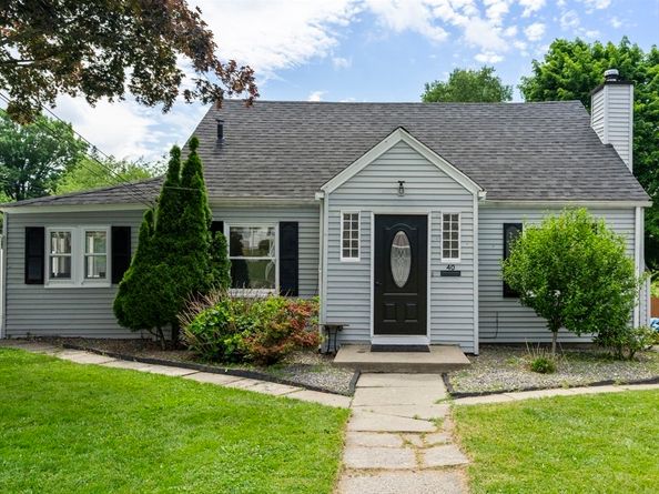 40 Calumet Ave, Worcester MA 01606