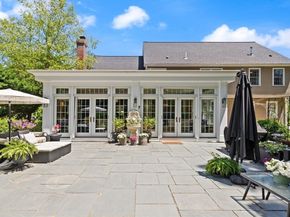 2 Shipley Cir, Westford MA 01886
