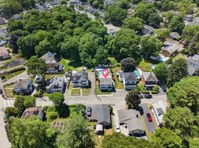 82 Park Rd, Lynn MA 01904