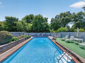 82 Park Rd, Lynn MA 01904