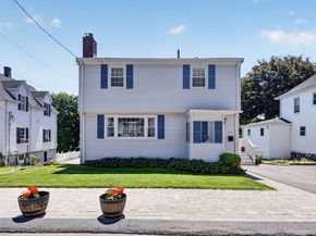 82 Park Rd, Lynn MA 01904