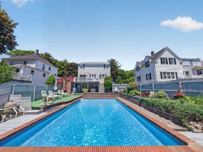 82 Park Rd, Lynn MA 01904