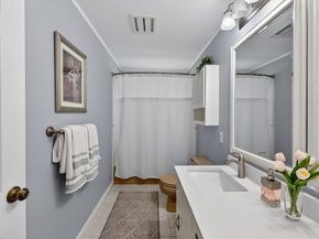 82 Park Rd, Lynn MA 01904