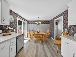 82 Park Rd, Lynn MA 01904