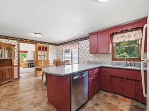 15 Shawsheen St, Tewksbury MA 01876