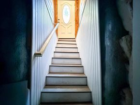 42 Winthrop St, Framingham MA 01702