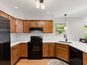 4 Circle St, Middleton MA 01949