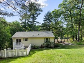4 Circle St, Middleton MA 01949