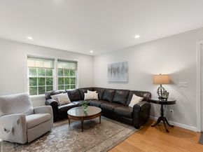 4 Circle St, Middleton MA 01949