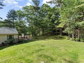 4 Circle St, Middleton MA 01949