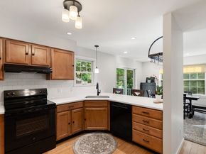 4 Circle St, Middleton MA 01949