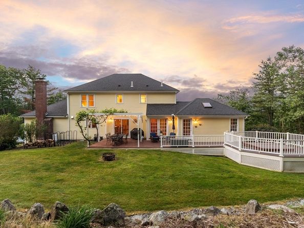 5 Overlook Circle, Westford MA 01886