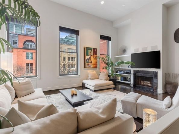 201 Newbury St 202, Boston MA 02116