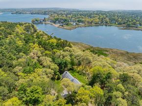 66 Squaws Path, Wareham MA 02538
