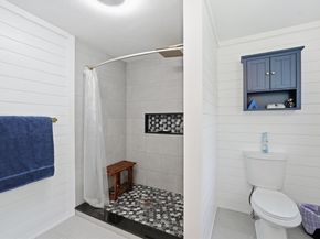 7 Hartwell Rd, Oxford MA 01537