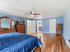 7 Hartwell Rd, Oxford MA 01537