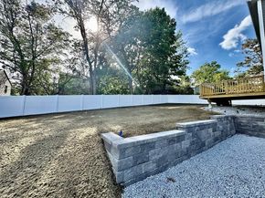 8 Country Lane, Billerica MA 01821