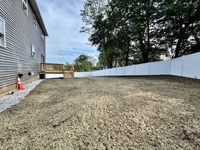 8 Country Lane, Billerica MA 01821