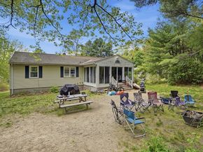 12 Valerie Circle, Ashburnham MA 01430