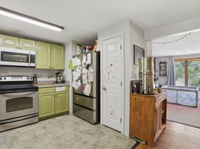 12 Valerie Circle, Ashburnham MA 01430