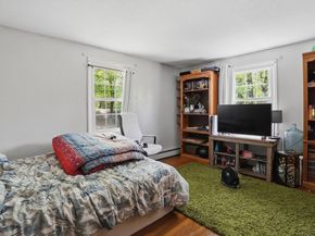 12 Valerie Circle, Ashburnham MA 01430