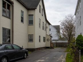 9 Nixon Ave, Worcester MA 01603