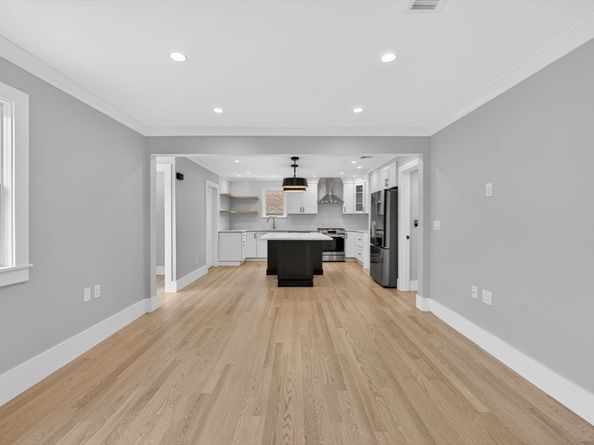 29 Hanson St 2, Somerville MA 02143