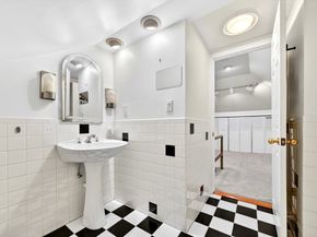 288 Auburndale Ave B, Newton MA 02466