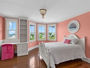 48 Whiton Ave, Hingham MA 02043