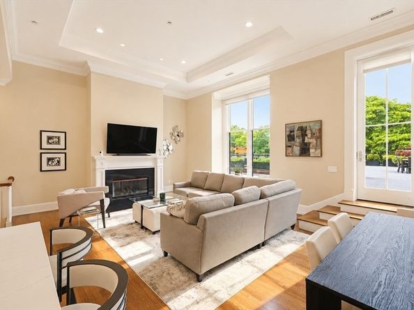 128 Beacon Street B, Boston MA 02116