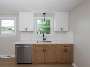 42 Pratt St, Brockton MA 02302