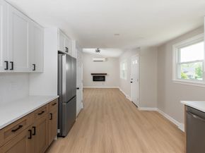 42 Pratt St, Brockton MA 02302