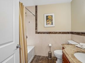 1 Longbeach Ave 201, Hull MA 02045