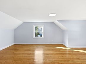 92 Garfield Ave, Woburn MA 01801