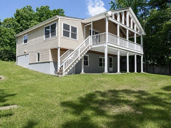 82 Cottage St, Natick MA 01760