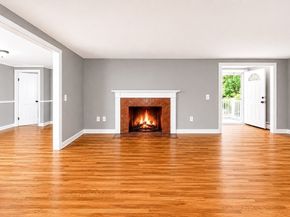 82 Cottage St, Natick MA 01760