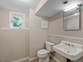 10 Dick Drive, Worcester MA 01609