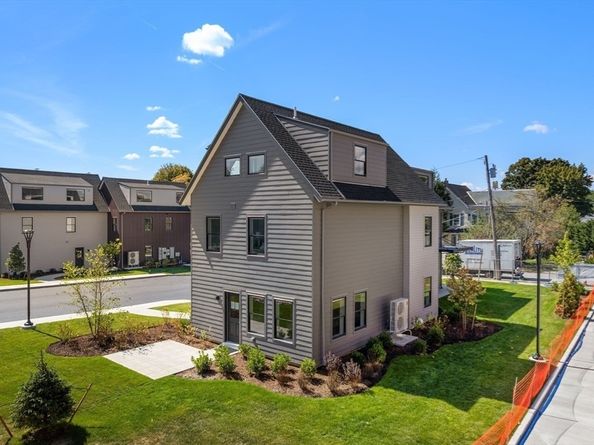 3 Wilson St 3, Natick MA 01760