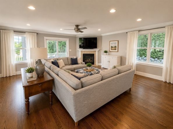 122 Marrett Rd, Lexington MA 02421