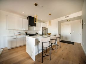 66 Mcgrath Highway 303, Quincy MA 02169