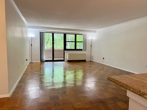 9 Hawthorne Place 2J, Boston MA 02114
